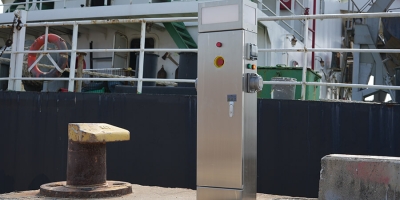 码头岸电桩：电动船舶迈向更清洁绿色的未来